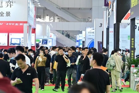 深圳九州汽车生态博览会展会现场图片