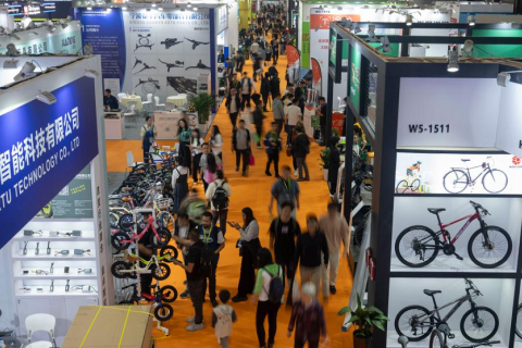 上海国际户外骑行装备展览会展会现场图片