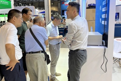 上海国际电磁兼容暨微波天线展览会展会现场图片