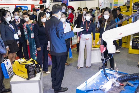 越南河内工业机械及机床金属加工展览会展会现场图片