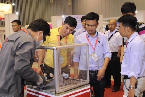 越南河内工业机械及机床金属加工展览会展会现场图片