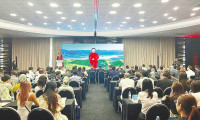 江岸区鼎力相助 鹤峰茶叶香飘世界 ——区域合作推动大宗茶叶出口实现“快速突破”