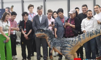 痴迷中国电视剧的国际友城代表 “观影清单”里增添了成都机器人产业