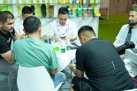 广州国际鞋业订货选品展展会现场图片