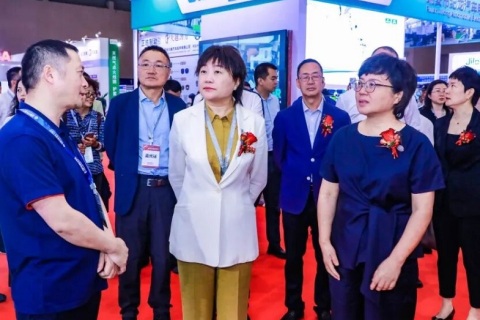 济南全国汽车配件交易会-秋季汽配会展会现场图片