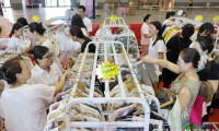 物美价廉！黄河流域孕婴童博览会童装展区掀起抢购潮
